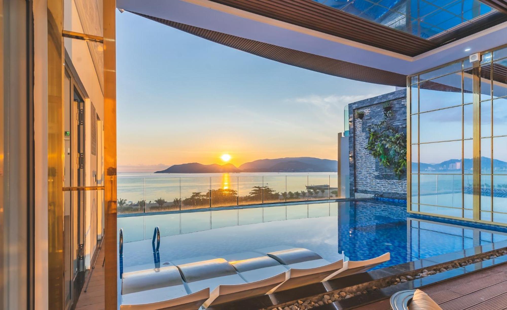 La Vague Hotel Nha Trang Exterior foto